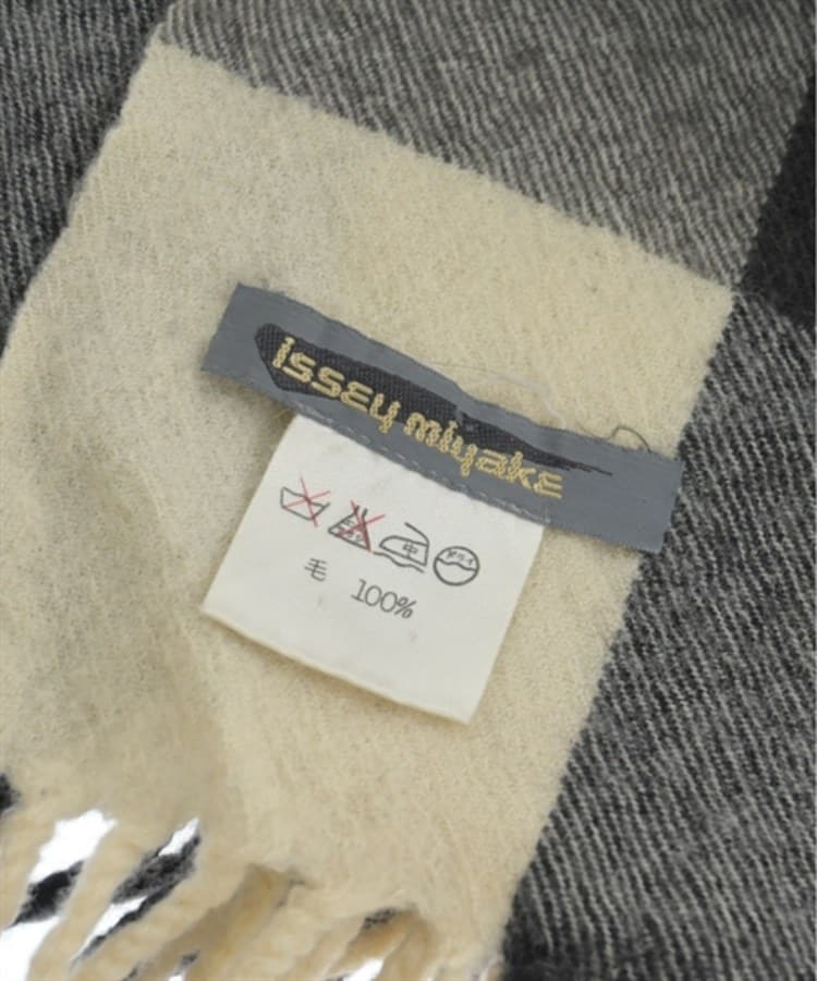 ISSEY MIYAKE イッセイミヤケ レディース マフラー(ストール ISSEY MIYAKE イッセイミヤケ レディース マフラー(ストール