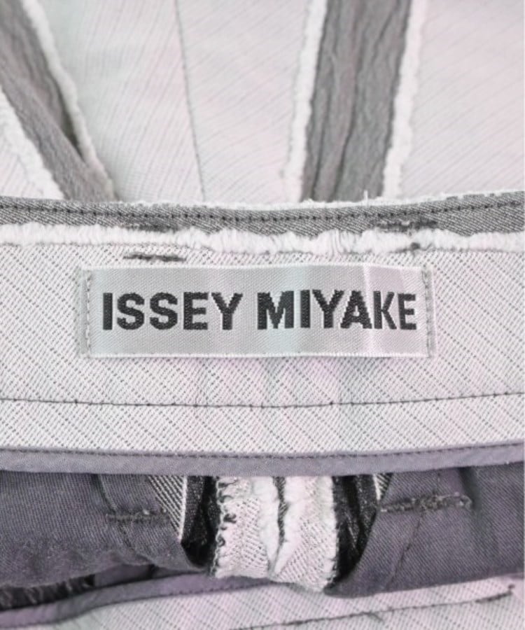ラグタグ(RAGTAG)のISSEY MIYAKE イッセイミヤケ レディース パンツ（その他） サイズ：2(M位)3