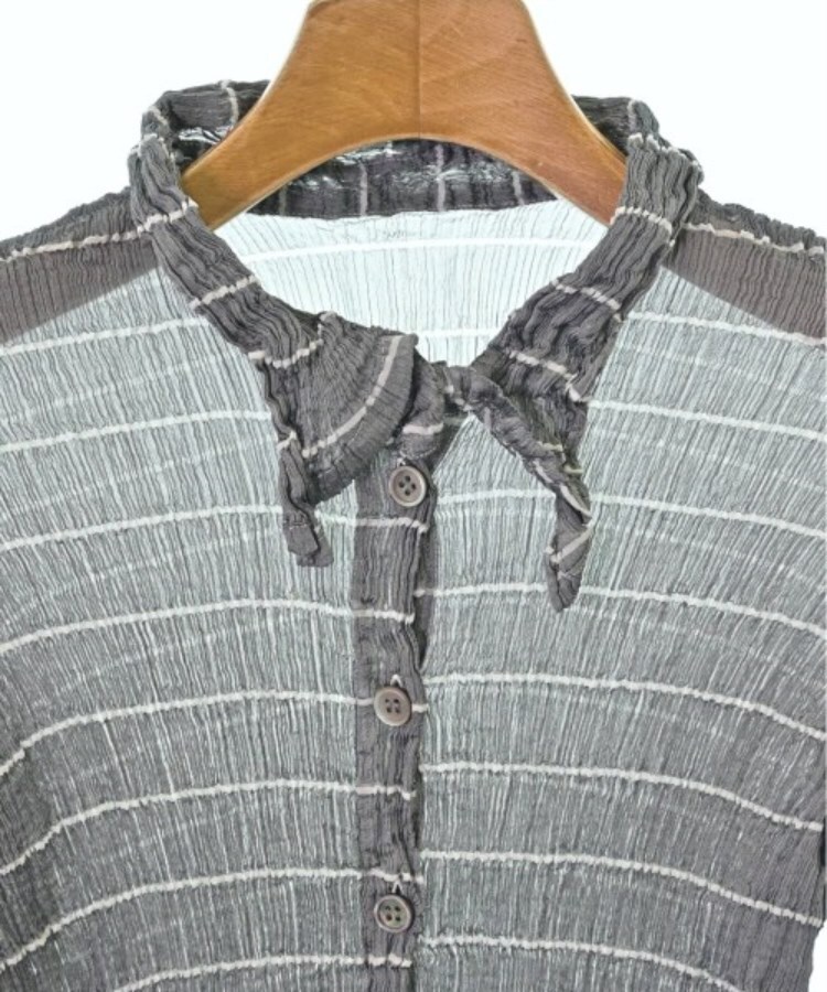 ラグタグ(RAGTAG)のme ISSEY MIYAKE ミーイッセイミヤケ レディース ブラウス サイズ：-(XS位)4