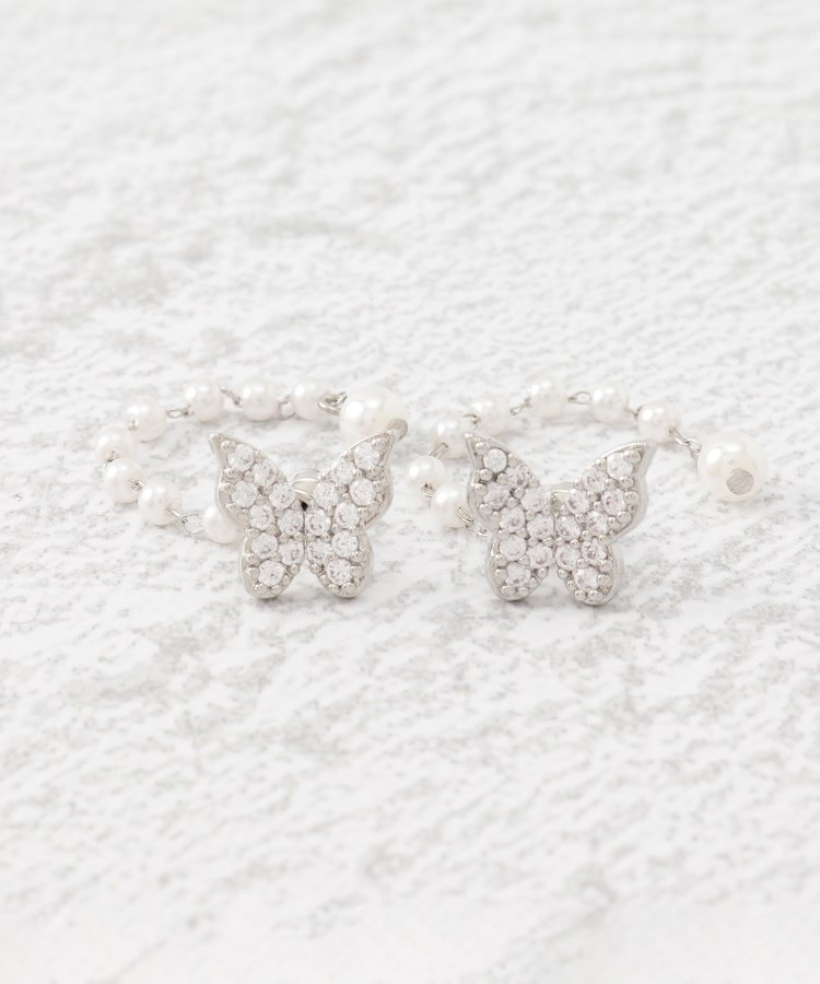 蝶々×フェイクパール2WAYピアス（ピアス） | Grandedge