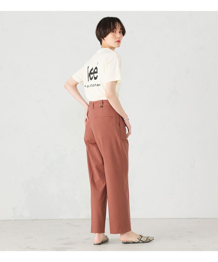 Lee】 さらっとタックトラウザー(6~9分丈パンツ) | EDWIN(エドウイン)| ワールド オンラインストア | WORLD ONLINE STORE Lee】 さらっとタックトラウザー(6~9分丈パンツ) | EDWIN(エドウイン)| ワールド オンラインストア | WORLD ONLINE STORE