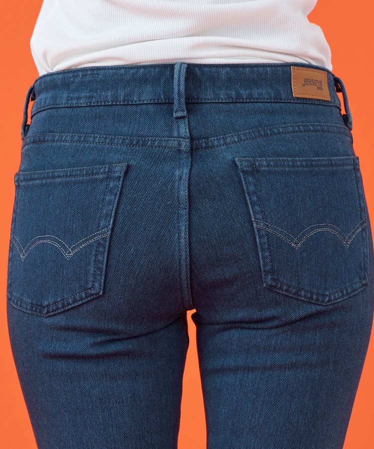 エドウイン(EDWIN)の【EDWIN LADIES】 BODY FIREジャージーズスリムストレート裏起毛デニムパンツ【エントリーモデル】【暖】28