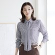 アンカーウーマン(ANCHOR WOMAN)の【洗える】2WAYボウタイプリントブラウス長袖【ストレッチ／ノンアイロン／速乾】 ネイビー(093)