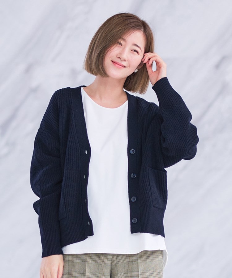 アンカーウーマン(ANCHOR WOMAN)の【WEAR SHiFT】ミドルゲージカーディガン【長袖／リサイクル原料使用】 ネイビー(094)