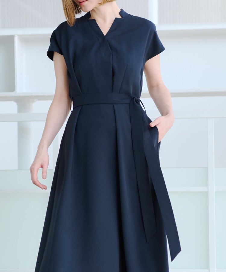 アンカーウーマン(ANCHOR WOMAN)の【キャミソールドレス付き】Vネックワンピース4