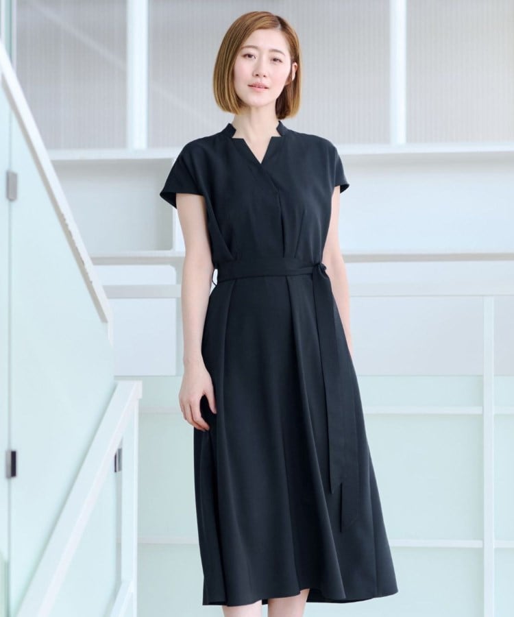 アンカーウーマン(ANCHOR WOMAN)の【キャミソールドレス付き】Vネックワンピース ネイビー(094)