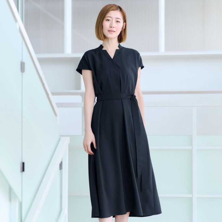 アンカーウーマン(ANCHOR WOMAN)の【キャミソールドレス付き】Vネックワンピース マキシ・ロングワンピース