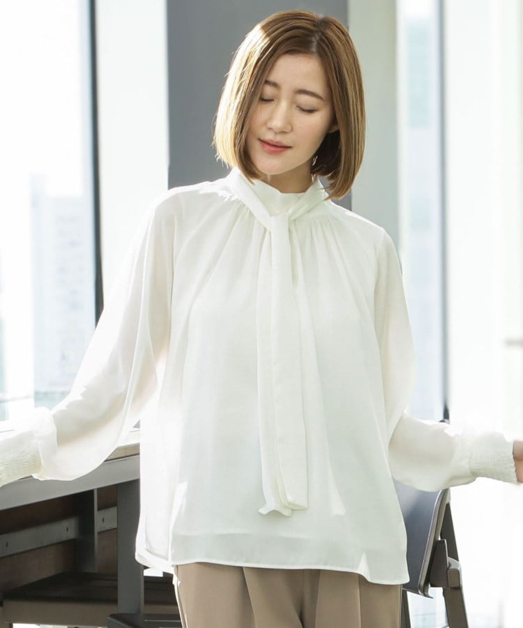 アンカーウーマン(ANCHOR WOMAN)の【2WAY／長袖】ハイネックボウタイ付きサテンブラウス【通勤／入卒／セレモニー／XS～LL】2