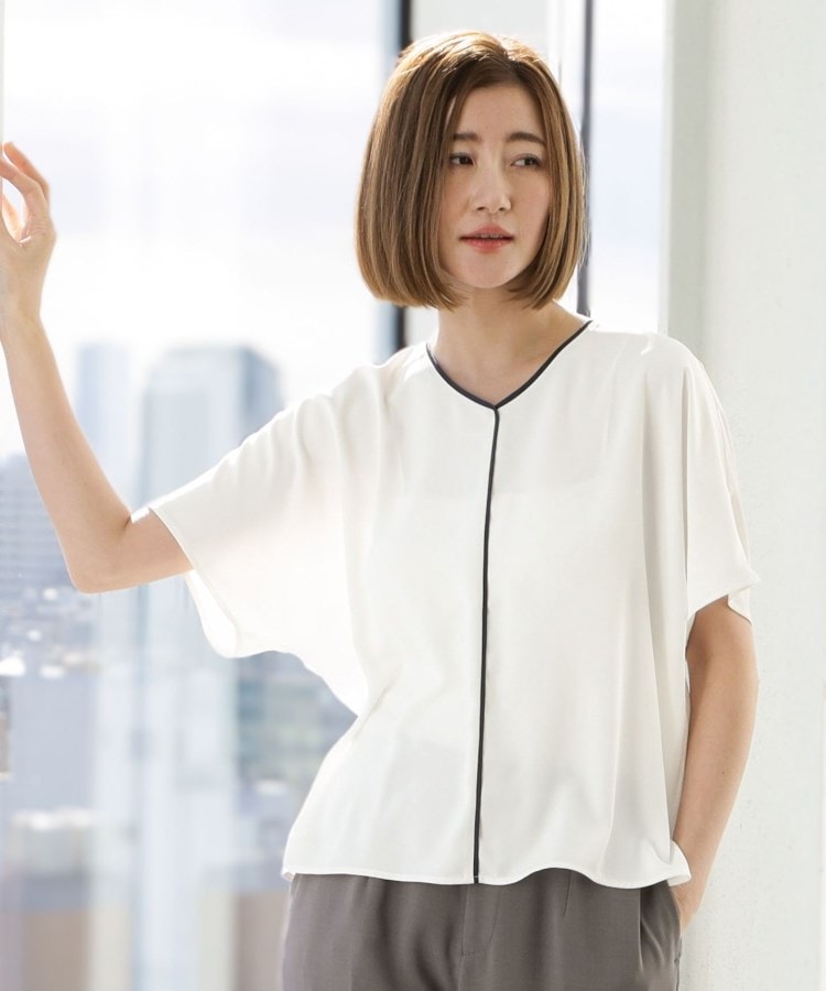 アンカーウーマン(ANCHOR WOMAN)の【接触冷感・UVカット】Vネックブラウス2