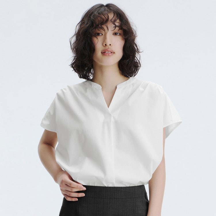 アンカーウーマン(ANCHOR WOMAN)の【接触冷感／防シワ】ギャザーシャツブラウス シャツ・ブラウス