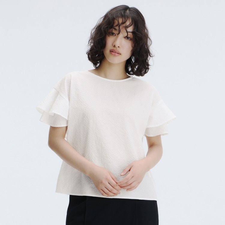 アンカーウーマン(ANCHOR WOMAN)の【サッカー素材】フリルブラウス シャツ・ブラウス