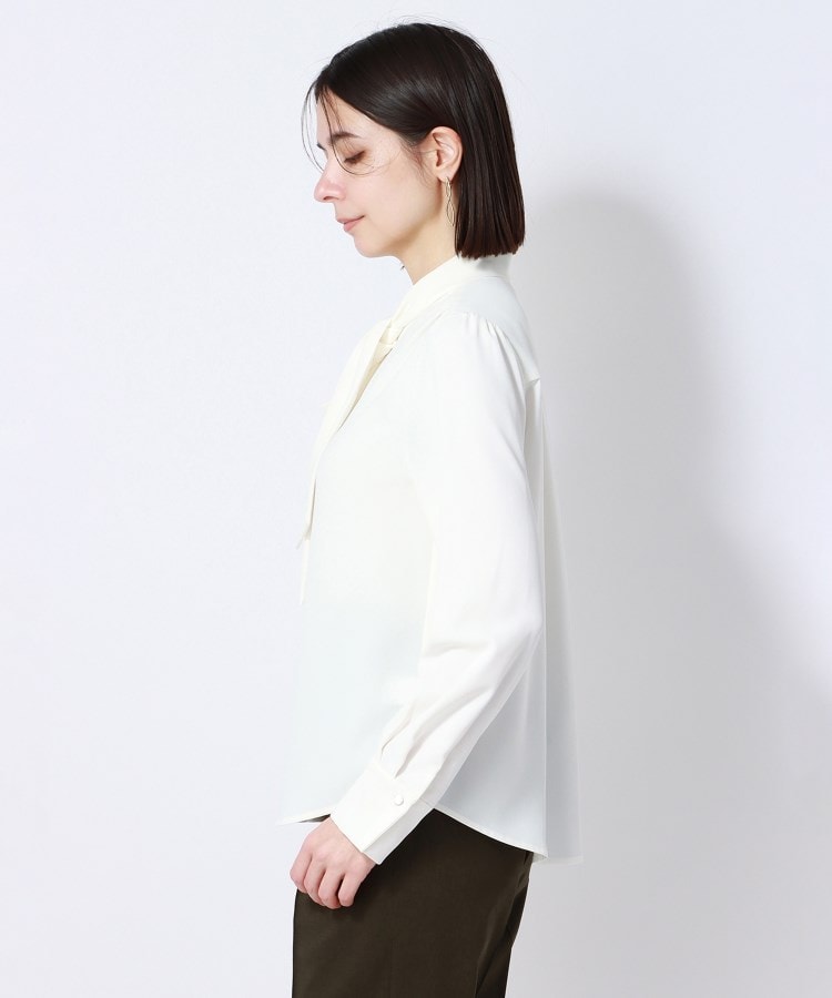アンカーウーマン(ANCHOR WOMAN)の【洗える】アシンメトリーラッフルボウタイブラウス40