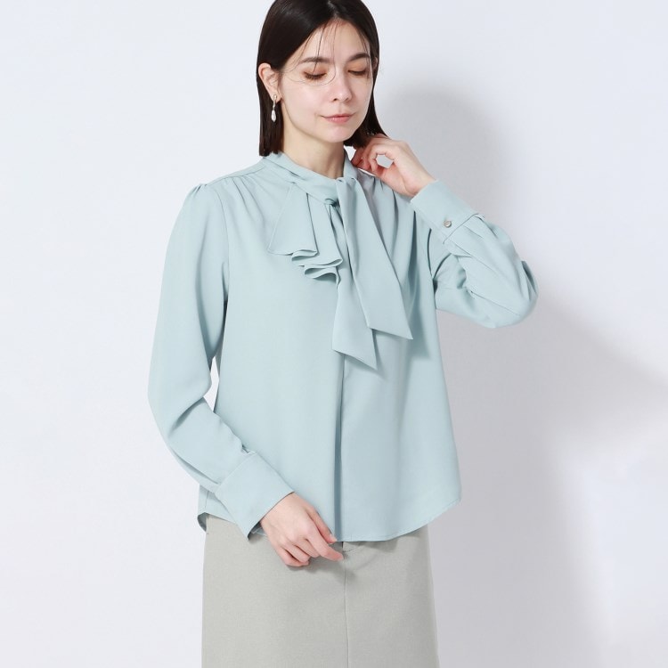 アンカーウーマン(ANCHOR WOMAN)の【洗える】アシンメトリーラッフルボウタイブラウス シャツ・ブラウス