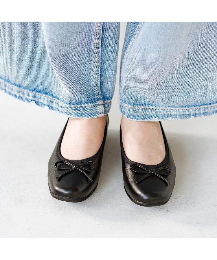 アキュアーズ(AcureZ)の8サイズ展開　母趾にやさしいリボンバレエパンプス〈消臭繊維MOFF使用〉1