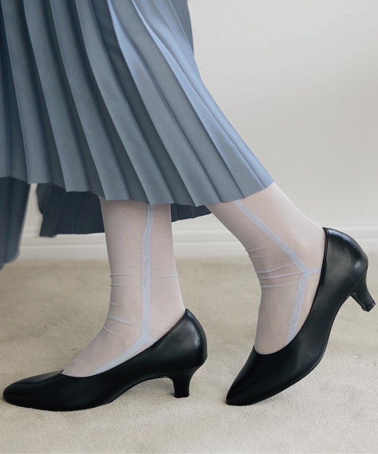 アキュアーズ(AcureZ)の5cmヒールのプレーンデザイン「やわふわ美パンプス」MADE IN JAPAN2