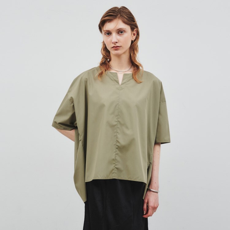 クロエンス(cloenc)の【春セール／通勤／手洗い可】キーネックオーバーシャツ シャツ・ブラウス