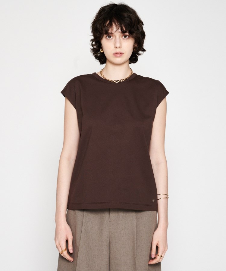 クロエンス(cloenc)の【UVカット／接触冷感／マシンウォッシュ】ノースリーブフォルムTシャツ ブラウン(044)