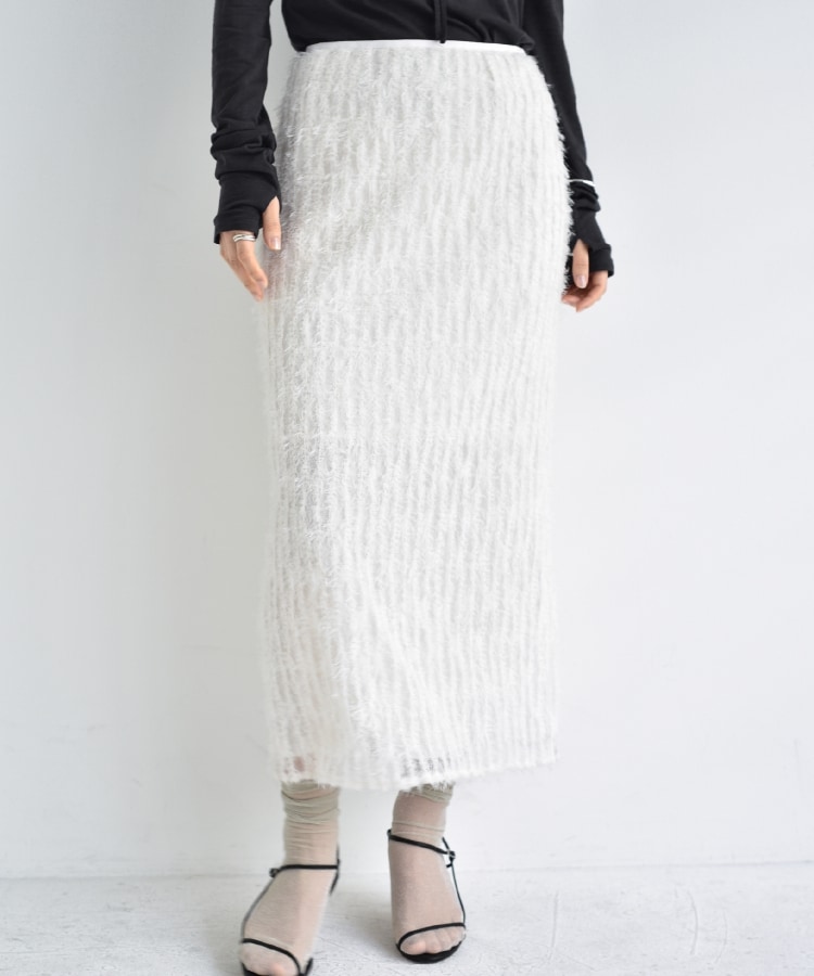 コードエー(CODE A)のCODE A ｜ feather long skirt ホワイト(001)