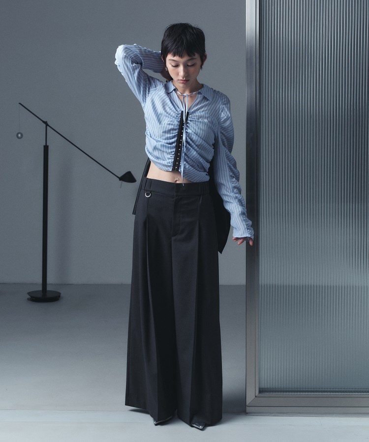コードエー(CODE A)のpleated wide leg trousers4