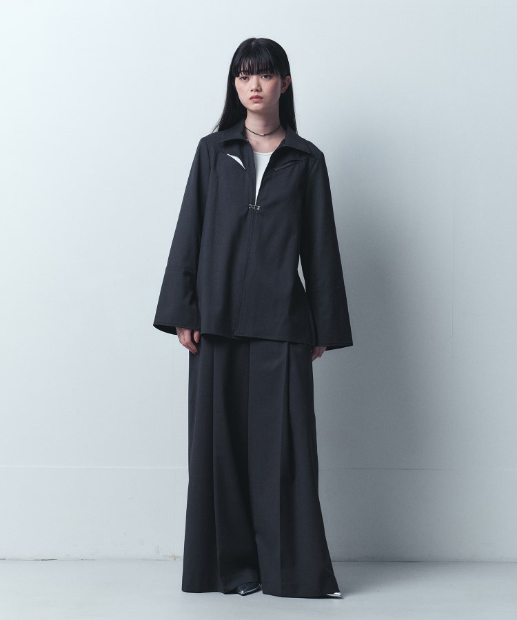 コードエー(CODE A)のpleated wide leg trousers9