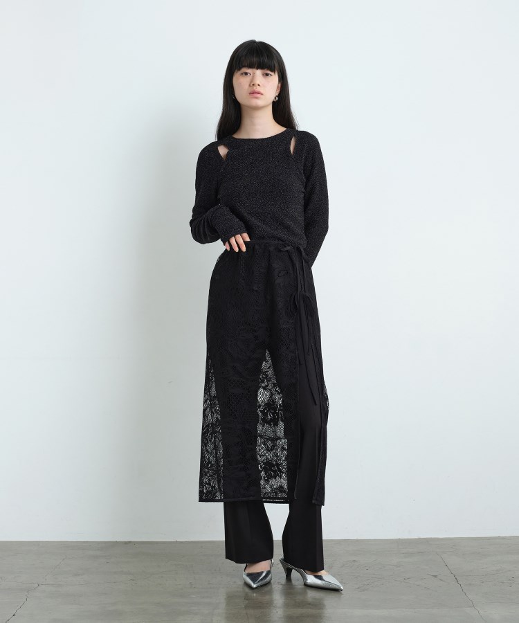 コードエー(CODE A)のcut－out lame top4