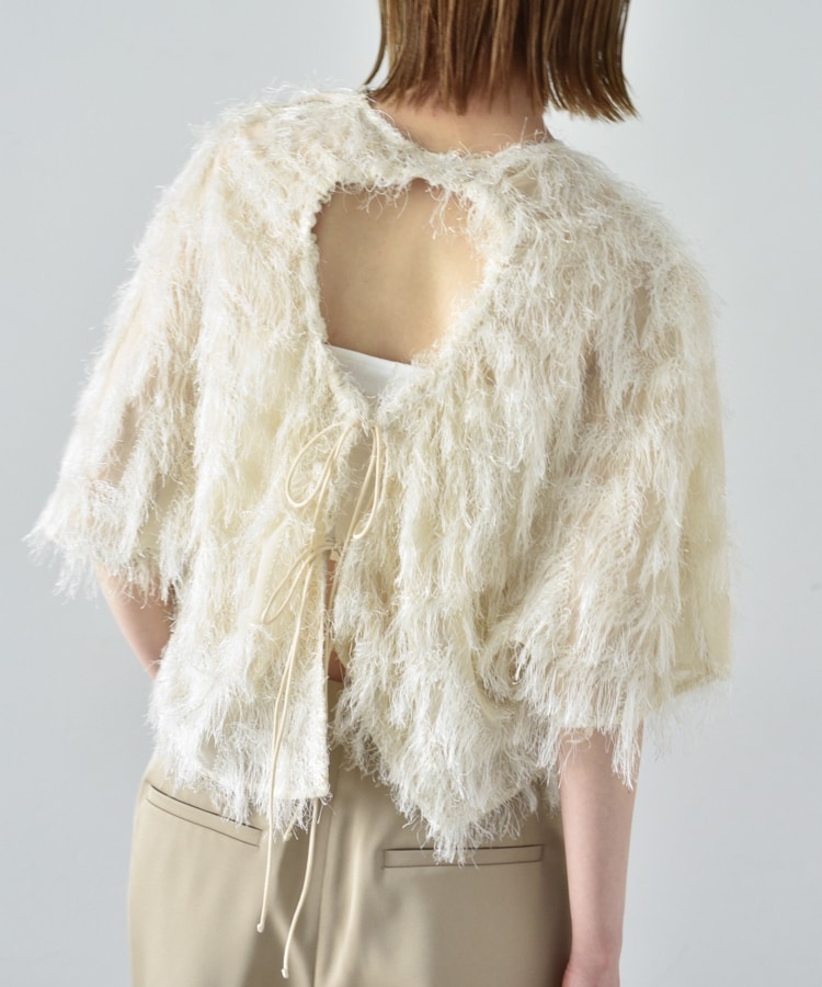 コードエー(CODE A)のCODE A｜feather jacquard back open blouse オフホワイト(003)