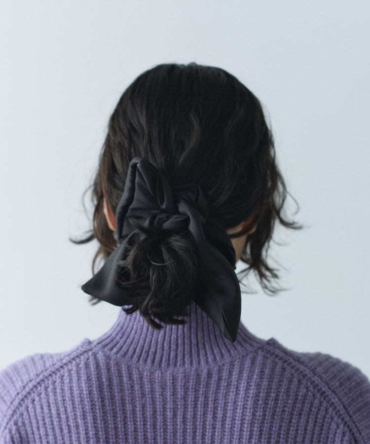 heyep|Silk Square Medium Scrunchie(ヘッドアクセサリー heyep|Silk Square Medium Scrunchie(ヘッドアクセサリー