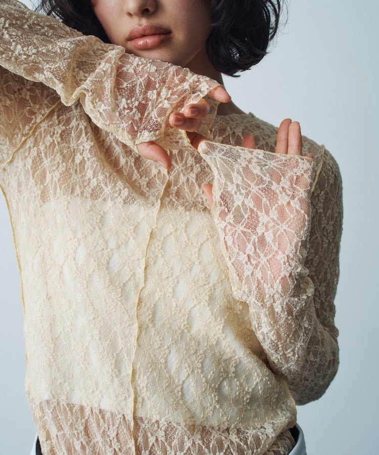 コードエー(CODE A)のstretch lace tops ライトイエロー(030)