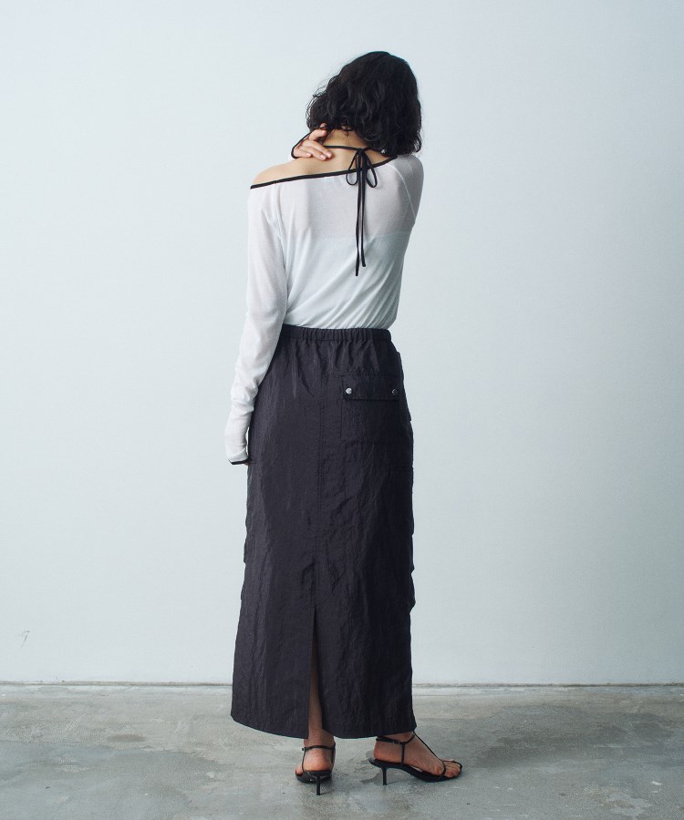 コードエー(CODE A)のbicolor neck design tops5