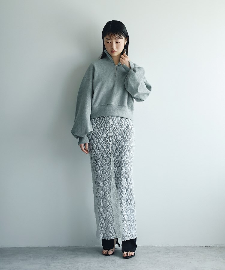 コードエー(CODE A)のpuff zip sweat5