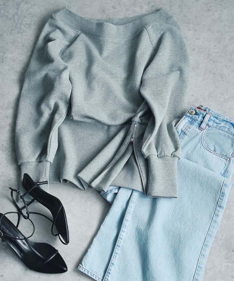 コードエー(CODE A)のoff－shoulder sweat9