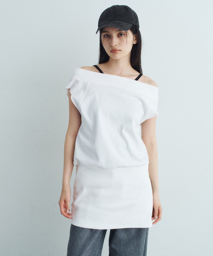 コードエー(CODE A)のoff－shoulder sleeveless tops ホワイト(001)