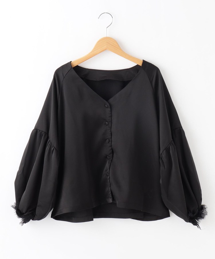 オフプライスストア(ウィメン)(OFF PRICE STORE(Women))のCHILLE 袖レースVネックブラウス ブラック(019)