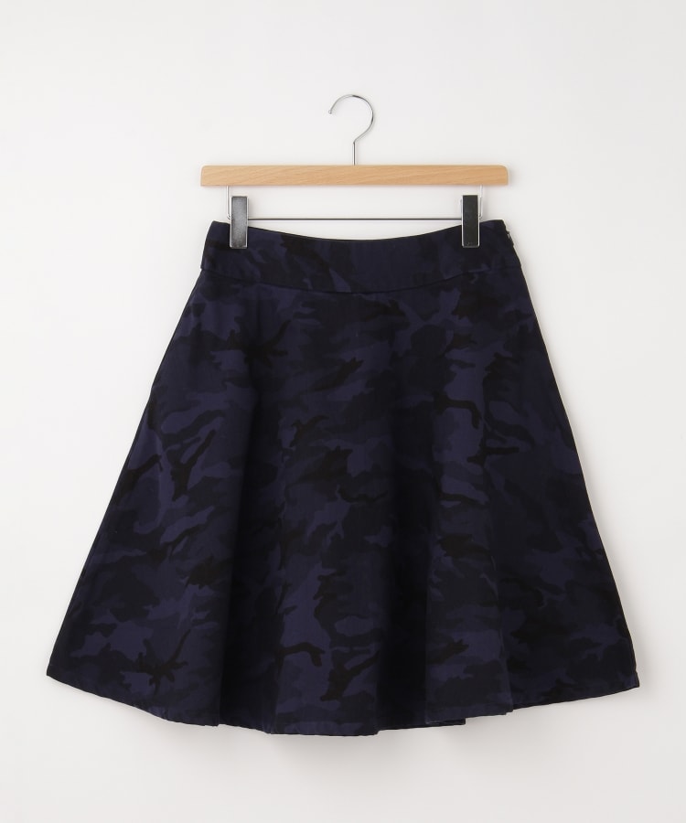 オフプライスストア(ウィメン)(OFF PRICE STORE(Women))のFaneuil（ファヌル） ウエストサイドチャック迷彩柄スカート ネイビー(093)