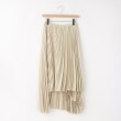 オフプライスストア(ウィメン)(OFF PRICE STORE(Women))のDOUX ARCHIVES（ドゥ アルシーヴ） 光沢プリーツフィッシュテールスカート アイボリー(003)