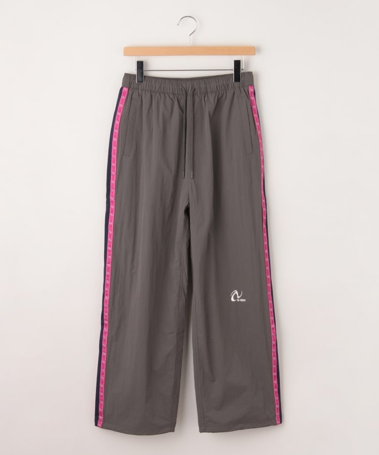 オフプライスストア(メンズ)(OFF PRICE STORE(Mens))のNERDY（ノルディ） PINWHEEL　LINE　WOVEN　PANTS チャコールグレー(013)