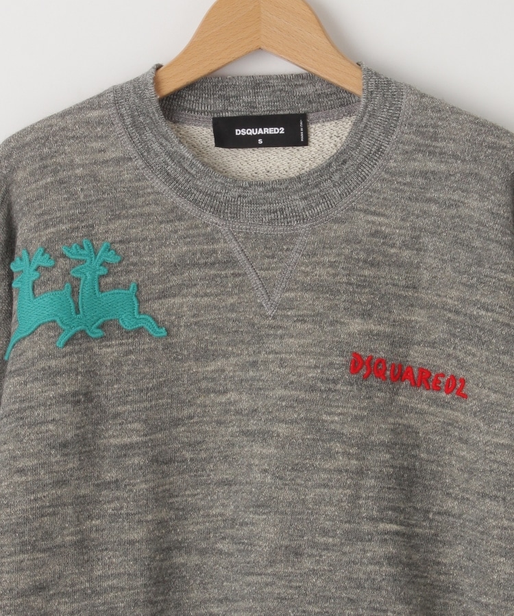 DSQUARED2(ディースクエアード) ワッペン付きプルオーバー DSQUARED2(ディースクエアード) ワッペン付きプルオーバー