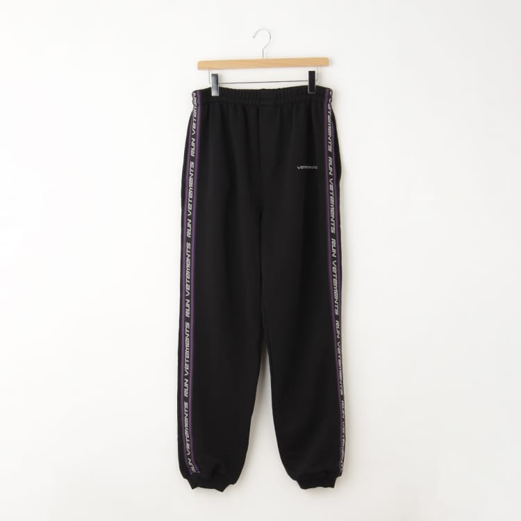 VETEMENTS(ヴェトモン) サイドライントラックパンツ(フル VETEMENTS(ヴェトモン) サイドライントラックパンツ(フル