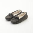 オフプライスストア(ファッショングッズ)(OFF PRICE STORE(Fashion Goods))のMinnetonka（ミネトンカ） リボンデザインスリッポン グレー(015)