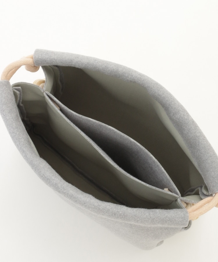 オフプライスストア(ファッショングッズ)(OFF PRICE STORE(Fashion Goods))のEarth Made （アースメイド） ウッドビーズフェルトハンドバッグ3