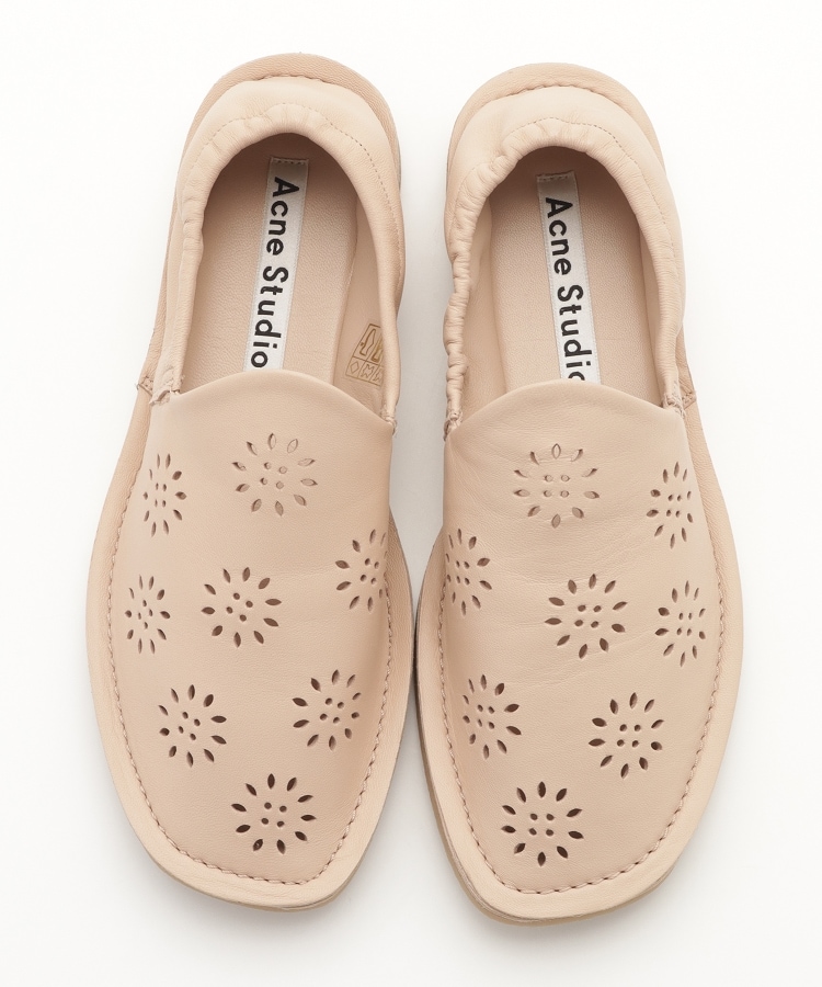 ACNE STUDIOS(アクネストゥディオズ) 花型抜きスリッポン ACNE STUDIOS(アクネストゥディオズ) 花型抜きスリッポン