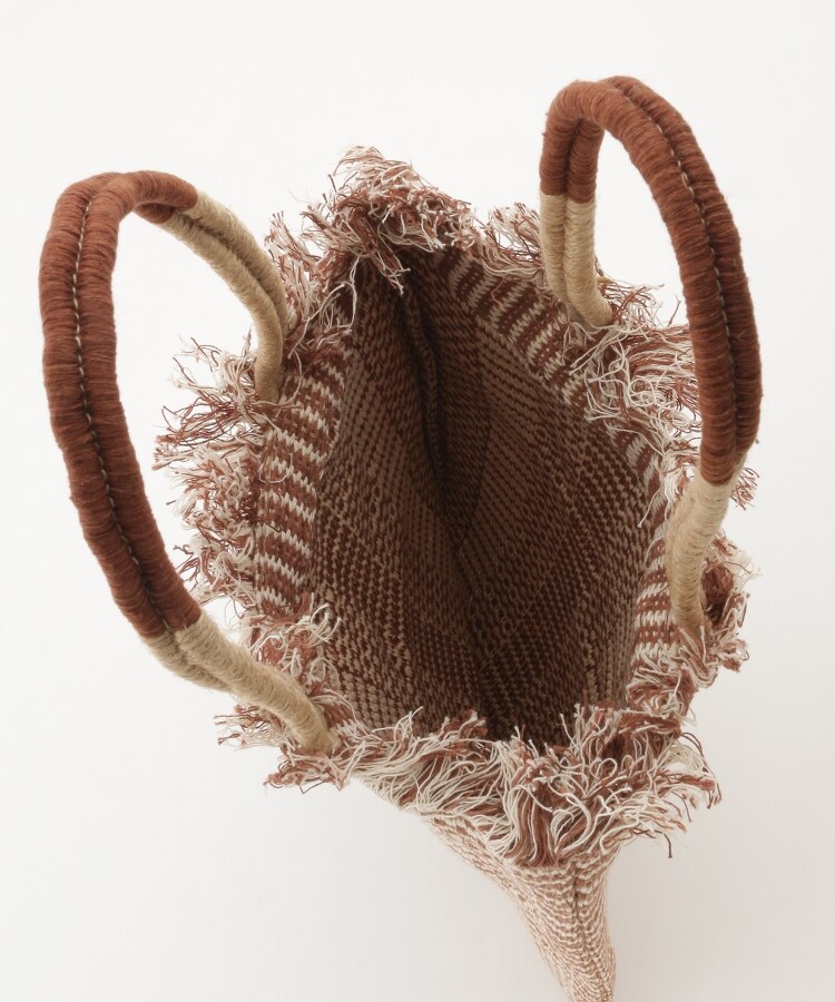 オフプライスストア(ファッショングッズ)(OFF PRICE STORE(Fashion Goods))のEarth Made （アースメイド） 長方形フリンジBAG3