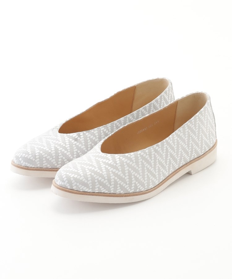 オフプライスストア(ファッショングッズ)(OFF PRICE STORE(Fashion Goods))のcava cava（サヴァサヴァ） 軽量本革フラットパンプス【SALE/セール/カジュアル/デイリー/トレンド/きれいめカジュアル】 アイボリー(004)