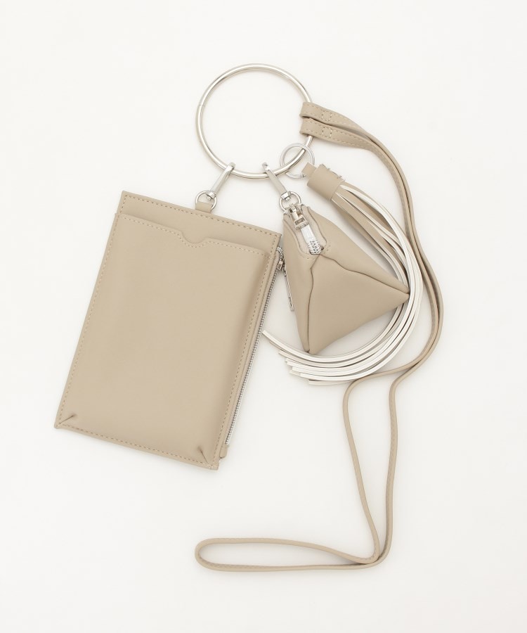 オフプライスストア(ファッショングッズ)(OFF PRICE STORE(Fashion Goods))のcoen（コーエン） チャーム付きスマホショルダー【SALE/セール/カジュアル/デイリー/トレンド/きれいめカジュアル】 ベージュ(052)