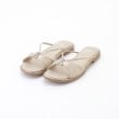 オフプライスストア(ファッショングッズ)(OFF PRICE STORE(Fashion Goods))のdtr doughter by MUUM（ディーティーアール ドーターバイムーム） ストラップフラットサンダル シルバー(006)