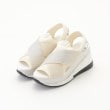 オフプライスストア(ファッショングッズ)(OFF PRICE STORE(Fashion Goods))のMUUM (ムーム） 厚底ビジューサンダル1