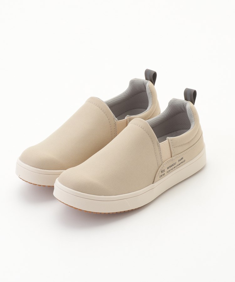 オフプライスストア(ファッショングッズ)(OFF PRICE STORE(Fashion Goods))のTOKYO CAMPGO（トーキョーキャンプゴー） サイドロゴスリッポン ベージュ(052)