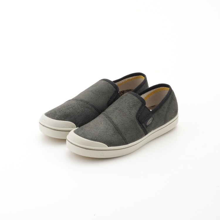 Slip on fashion sneakers discount