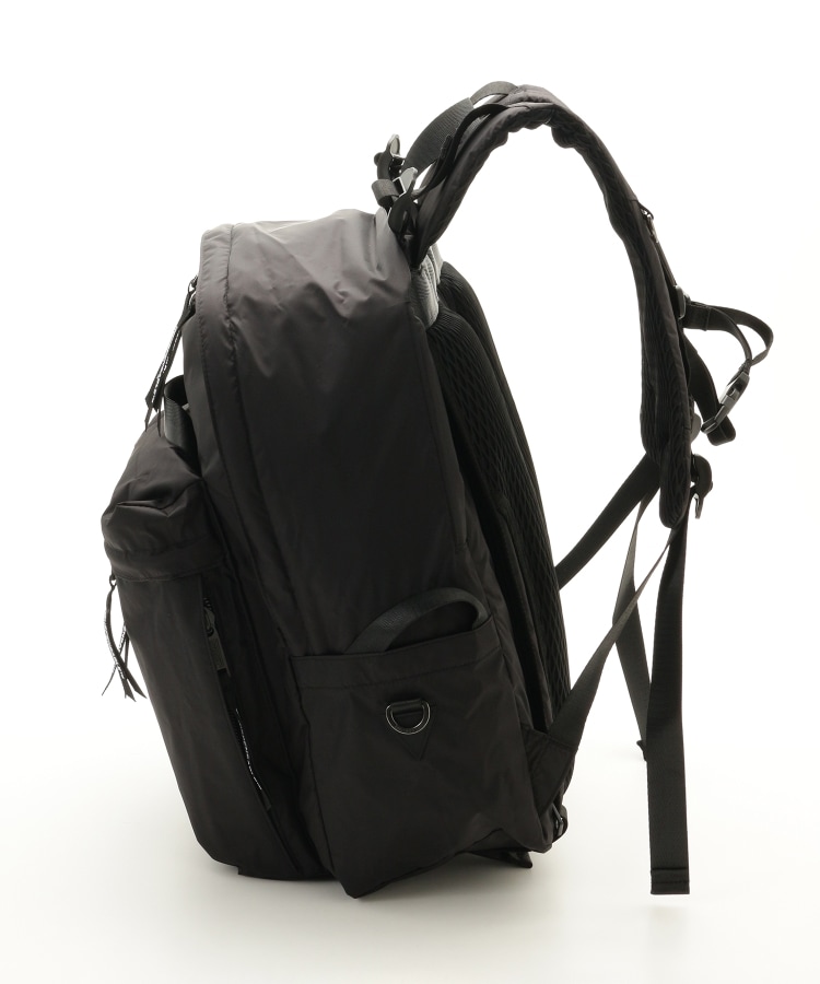オフプライスストア(ファッショングッズ)(OFF PRICE STORE(Fashion Goods))のINDISPENSABLE(インディスペンサブル） シンプル多機能バックパック2