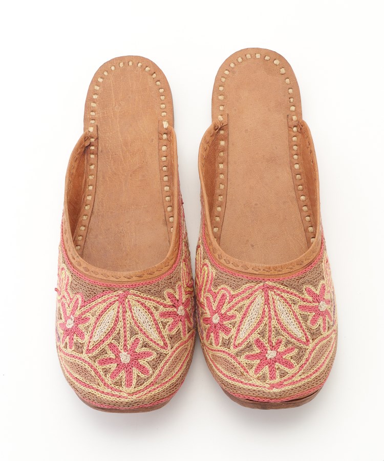 オフプライスストア(ファッショングッズ)(OFF PRICE STORE(Fashion Goods))のshesay（シセイ） 刺繍スリッパ3